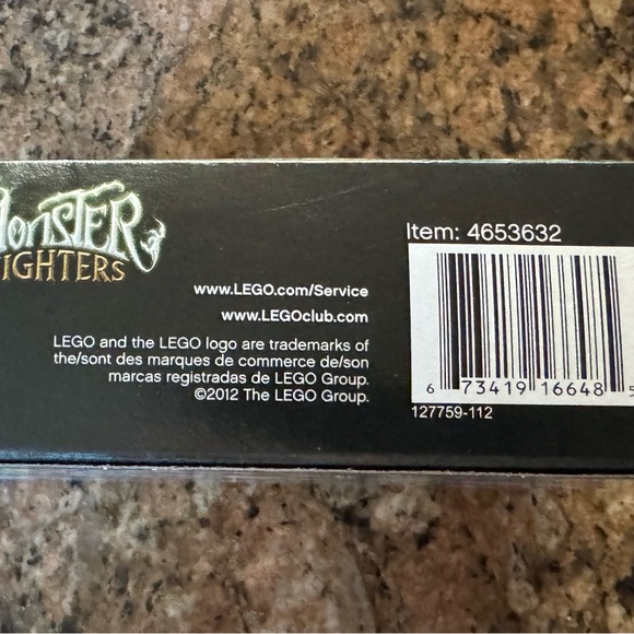 LEGO Monster Fighters Swamp Adventure Set - Picture 4 of 4